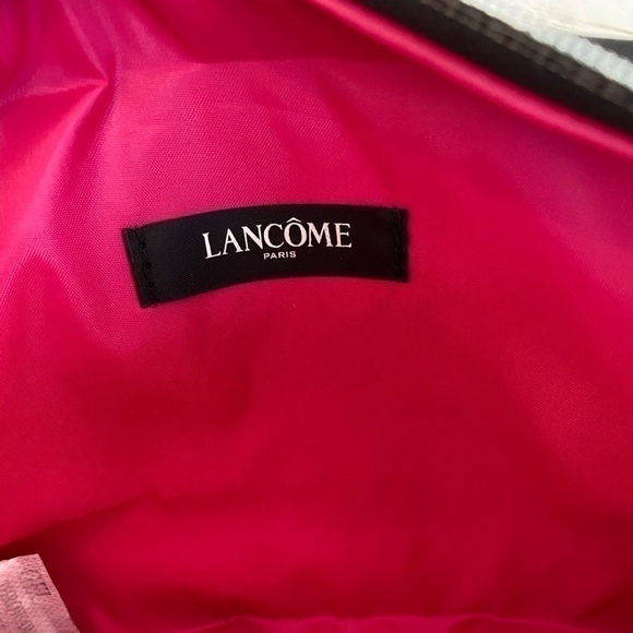 Lancôme Lash Out Loud Makeup Mini Pouch - Picture 3 of 3
